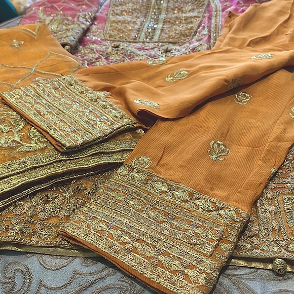 Pakistani Kurta, Pants and Deuppatta. Original Maryam and Maria. - Picture 6 of 8